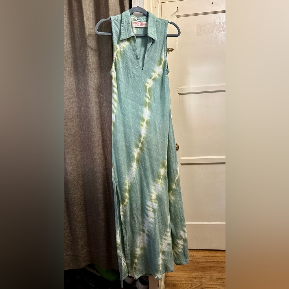 Elegant Tie-Dye Maxi Dress